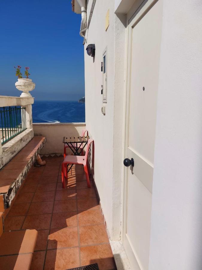 La Stanza Sul Porto Di Amalfi Camera Piccina Piccina Con Bagno Privato E Terrazzino Vista Mare Экстерьер фото